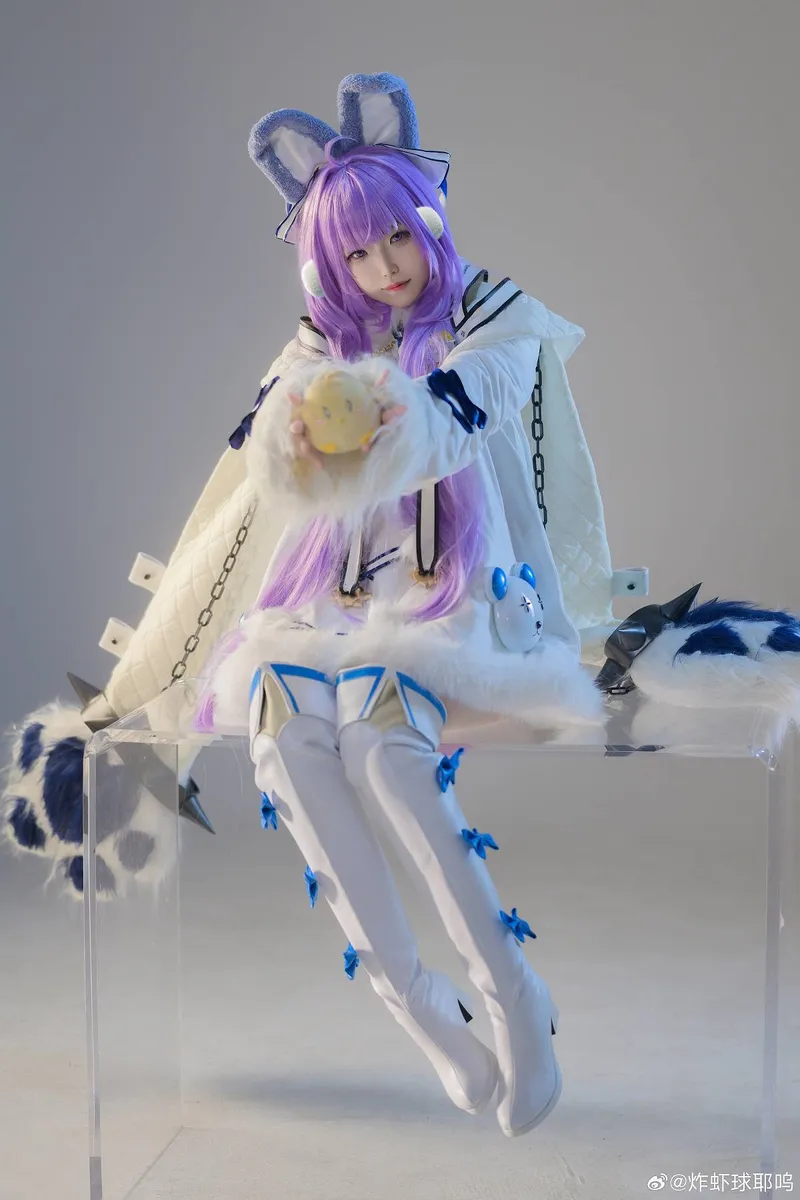 《碧蓝航线》塔什干Cosplay展示