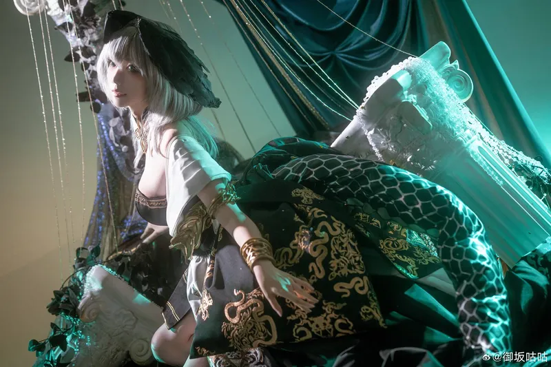 《明日方舟》霍尔海雅cosplay展示