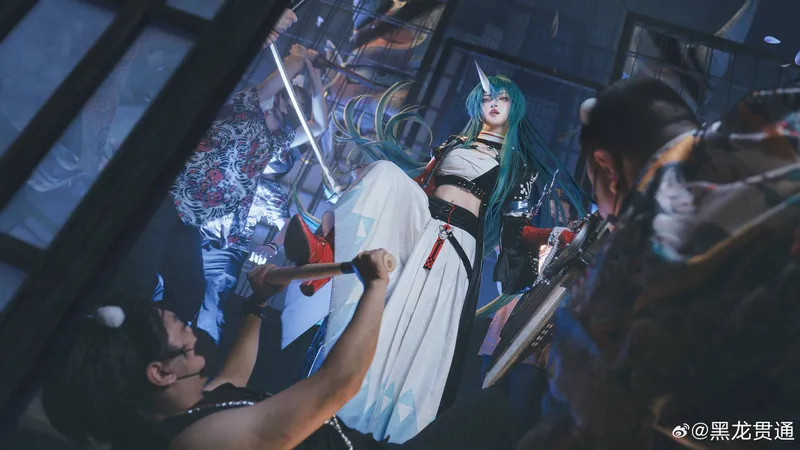 《明日方舟》斩业星熊cosplay展示