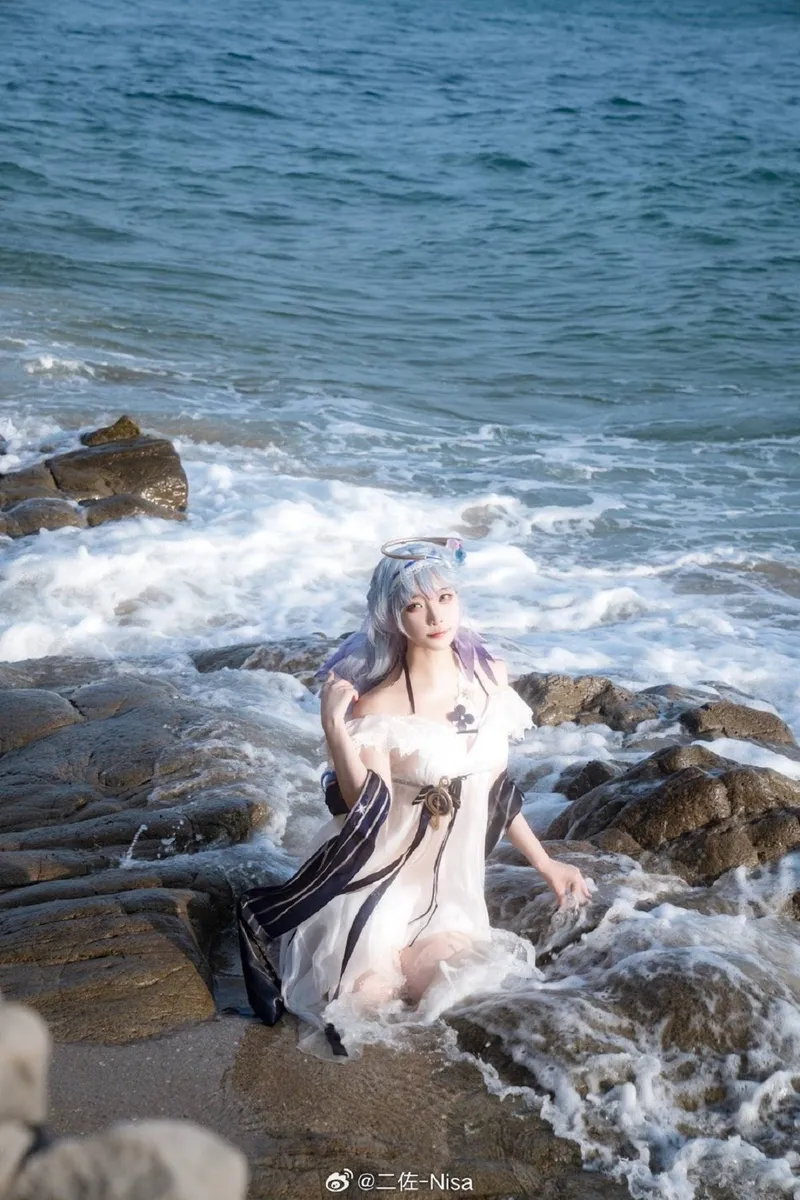 《崩坏星穹铁道》知更鸟cosplay