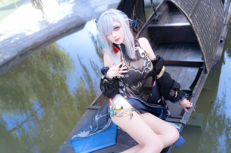 《原神》申鹤cosplay展示