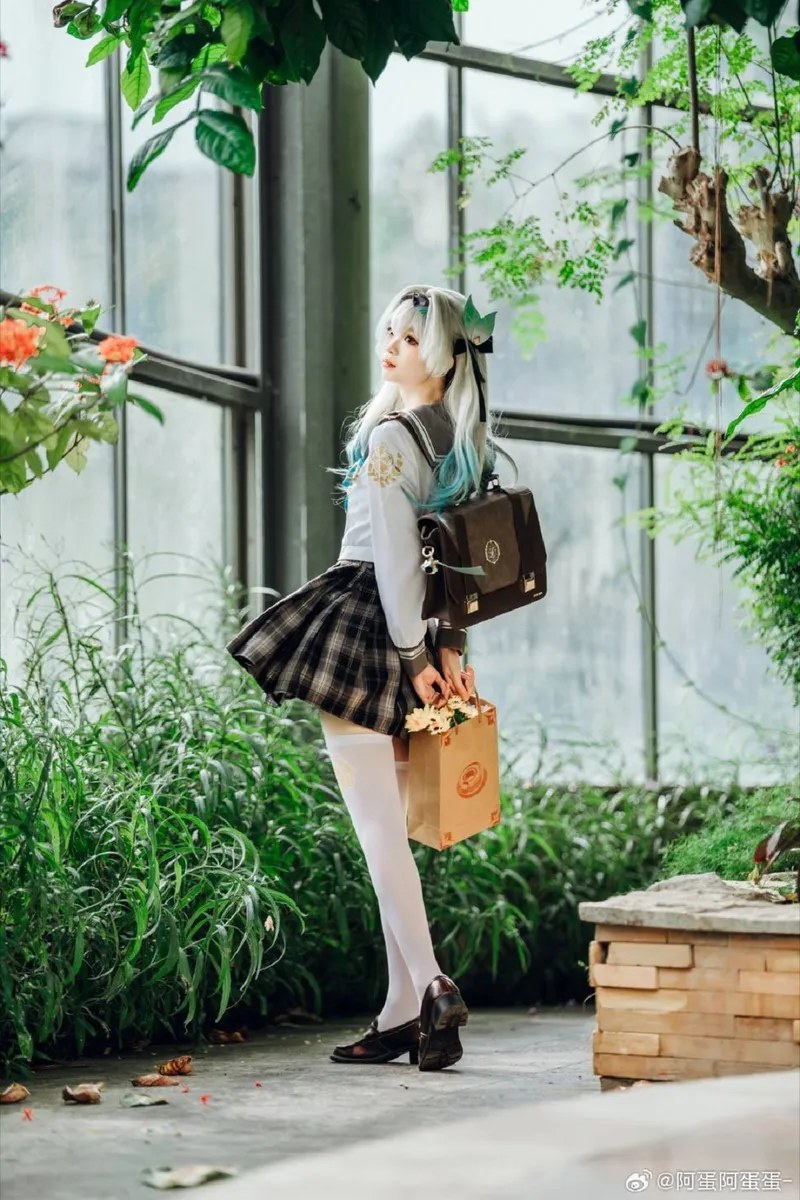 《崩坏星穹铁道》流萤cosplay展示