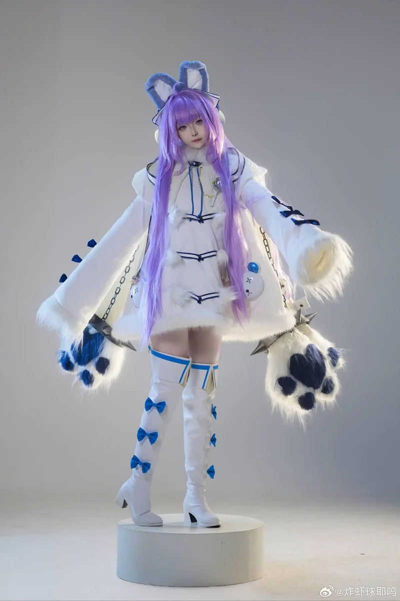 《碧蓝航线》塔什干Cosplay展示