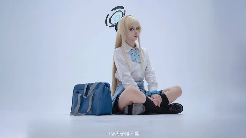 《蔚蓝档案》飞鸟马时cosplay