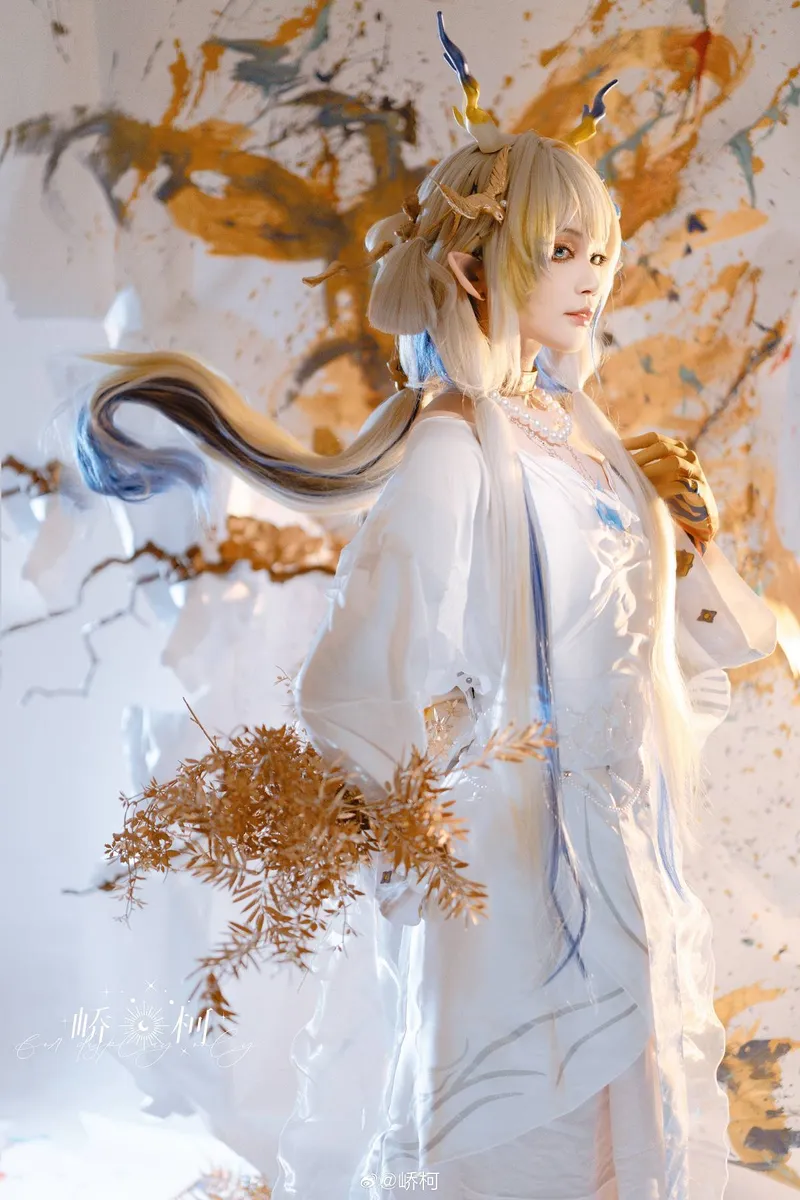 《明日方舟》黍Cosplay展示