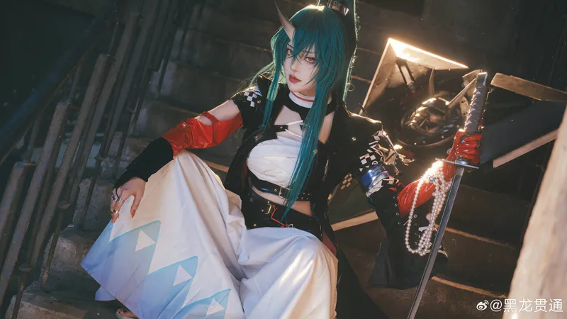 《明日方舟》斩业星熊cosplay展示