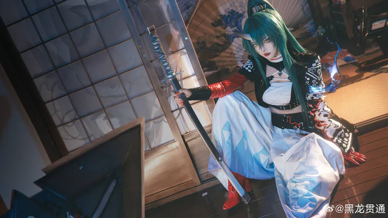 《明日方舟》斩业星熊cosplay展示