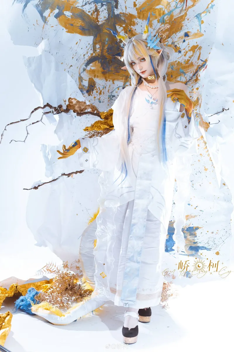 《明日方舟》黍Cosplay展示