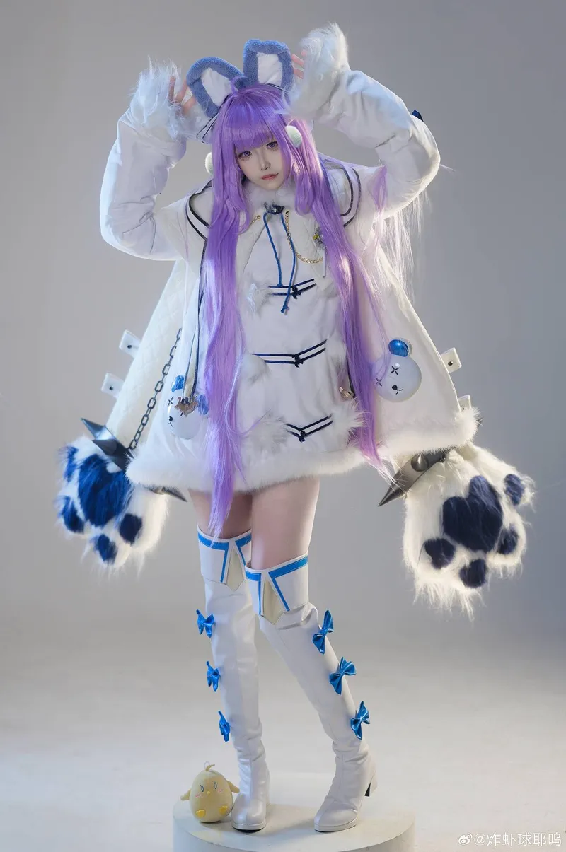 《碧蓝航线》塔什干Cosplay展示