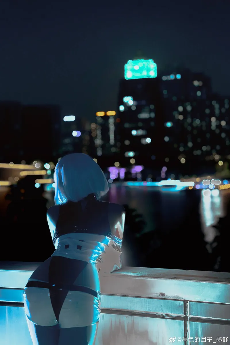 《赛博朋克边缘行者》露西Cosplay展示