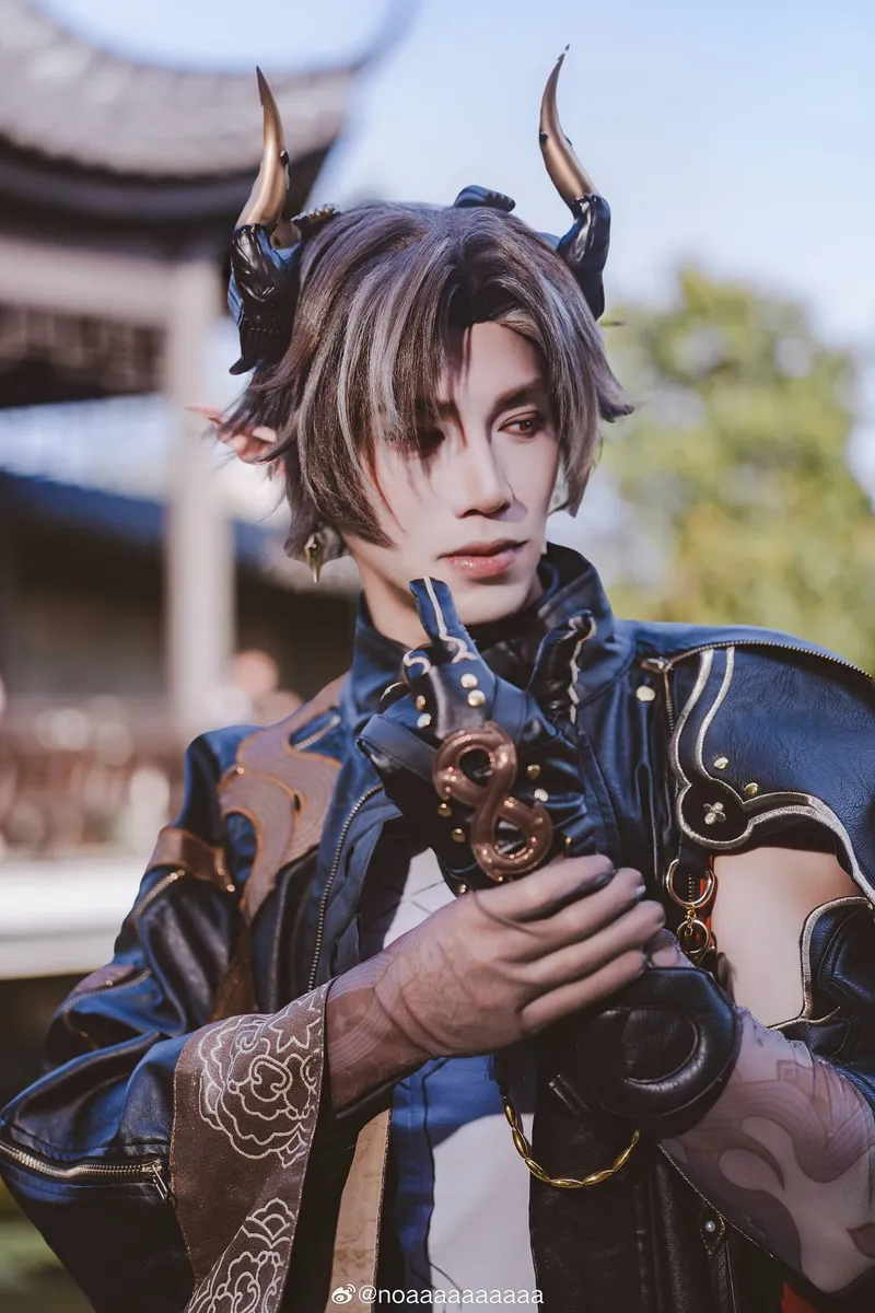 《明日方舟》重岳cosplay-江湖侠客形象展现