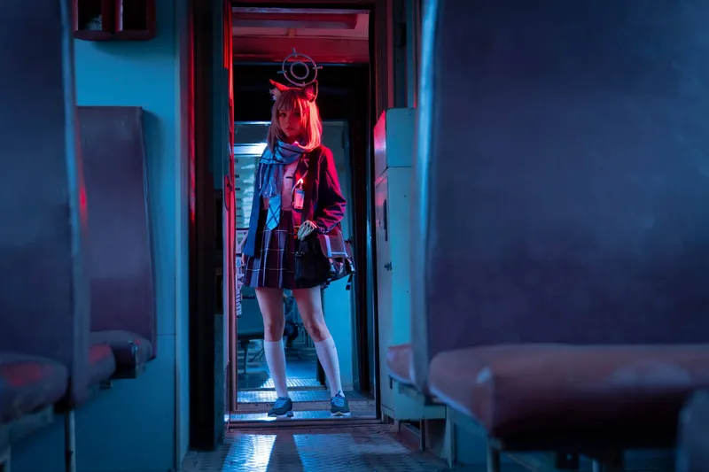 《碧蓝档案》砂狼白子cosplay展示