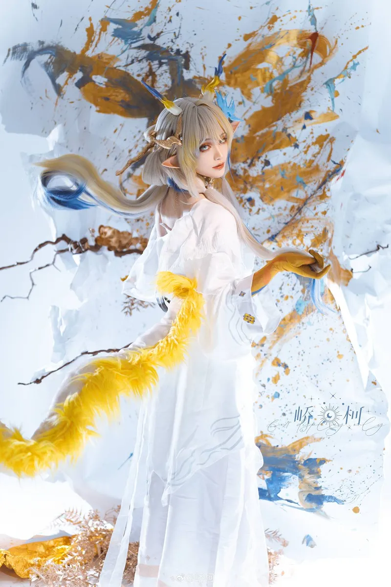 《明日方舟》黍Cosplay展示