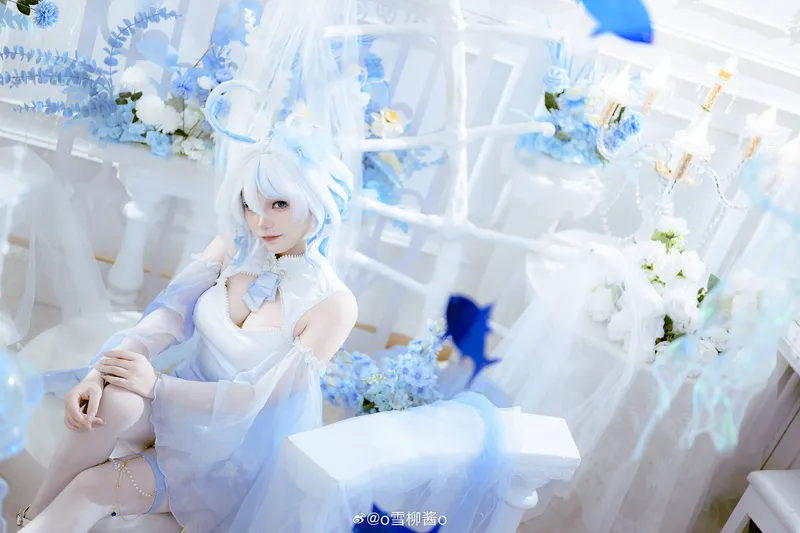 《原神》芙宁娜cosplay展示