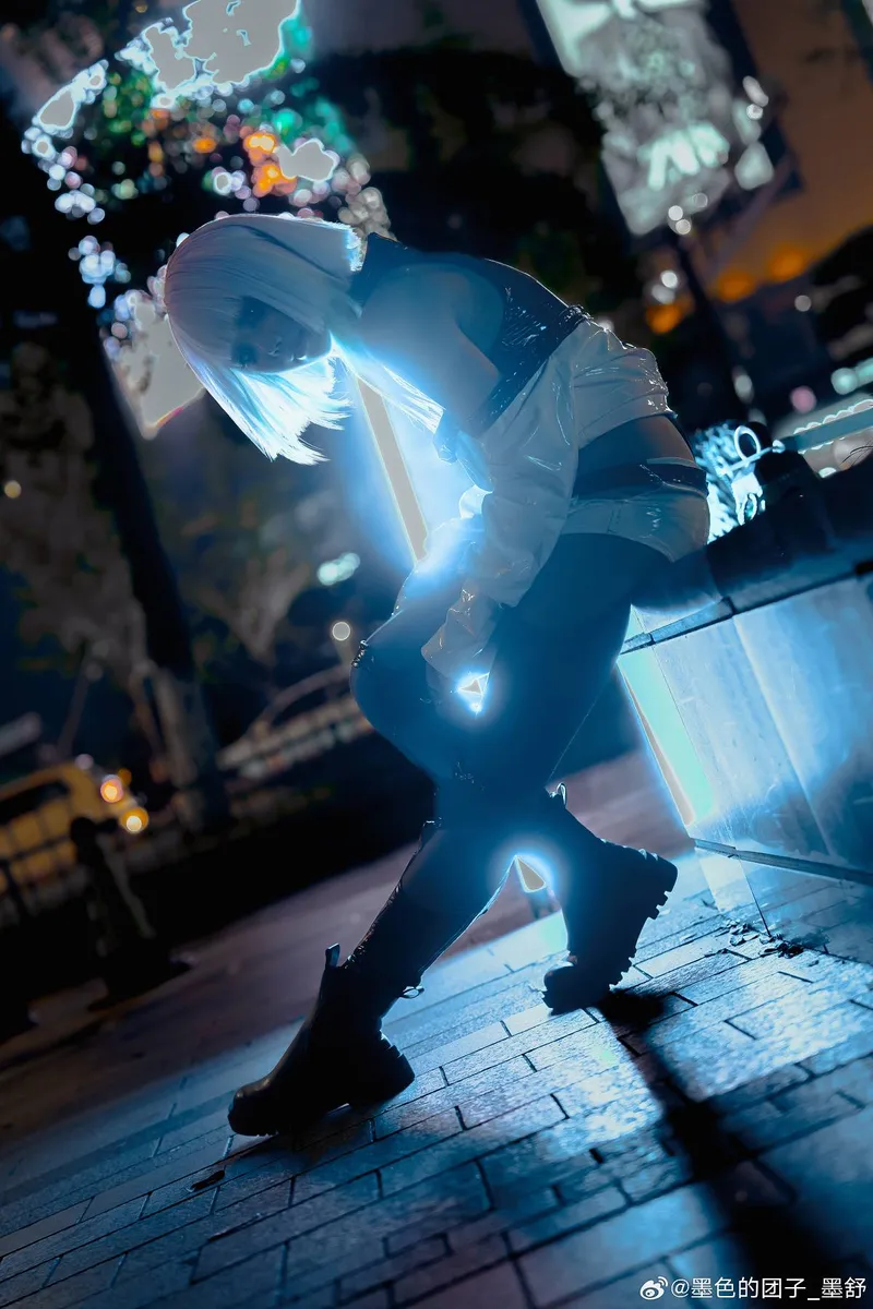 《赛博朋克边缘行者》露西Cosplay展示