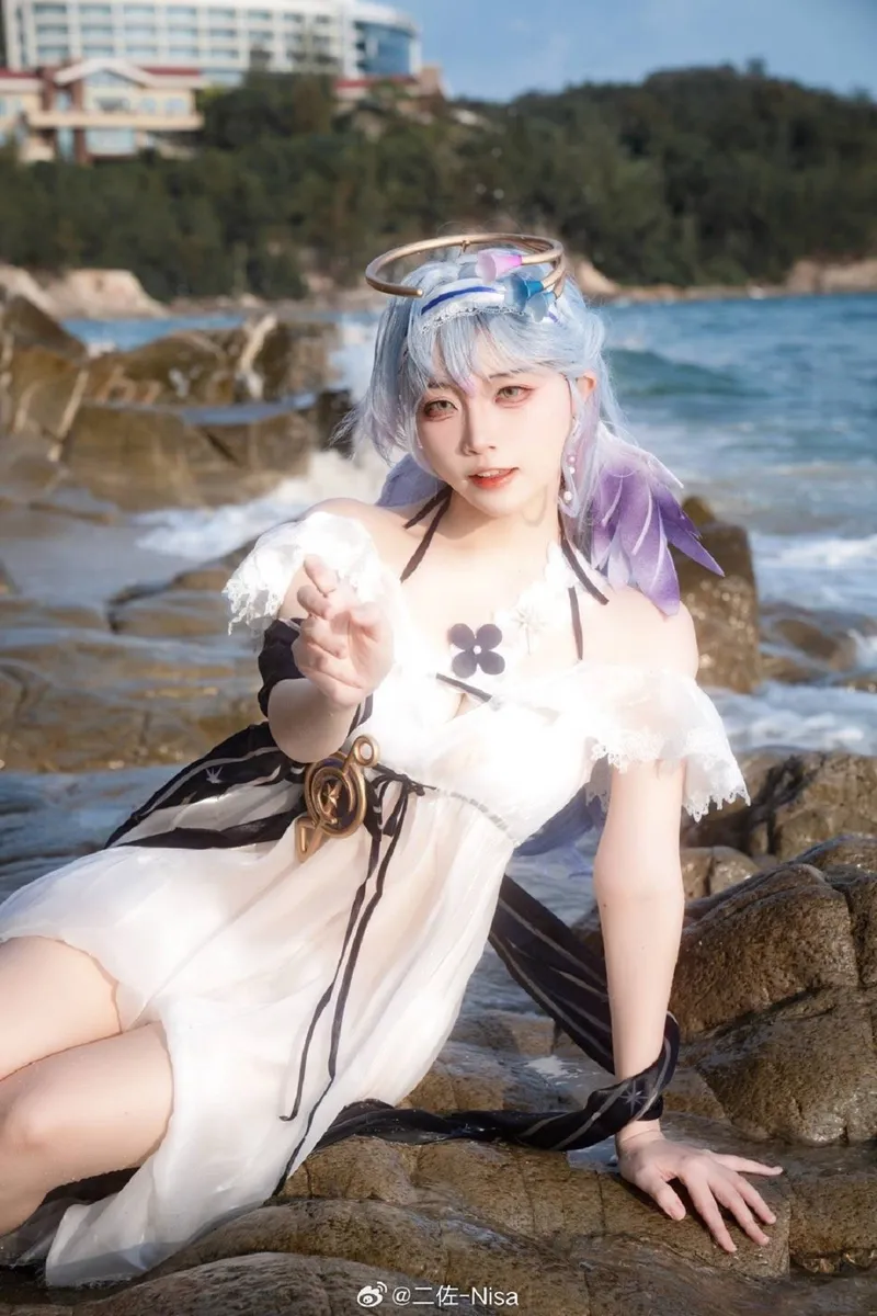 《崩坏星穹铁道》知更鸟cosplay