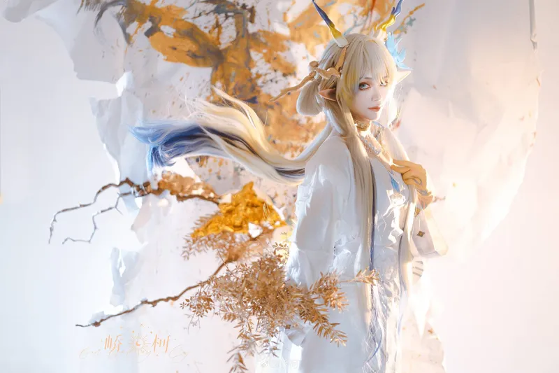 《明日方舟》黍Cosplay展示