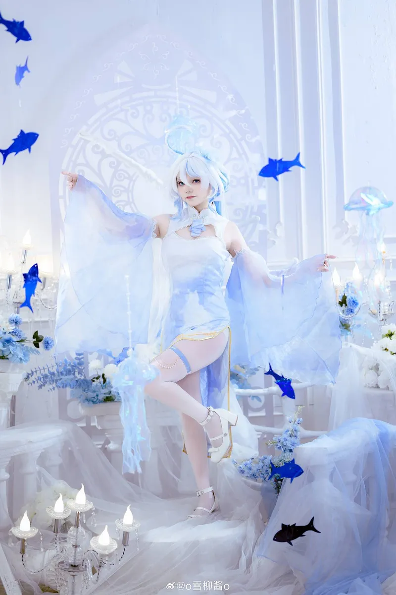 《原神》芙宁娜cosplay展示