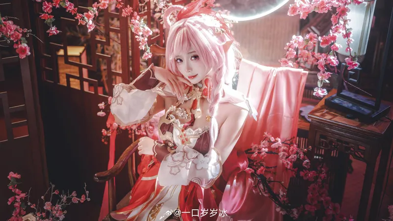 《崩坏3》爱莉希雅cosplay展示