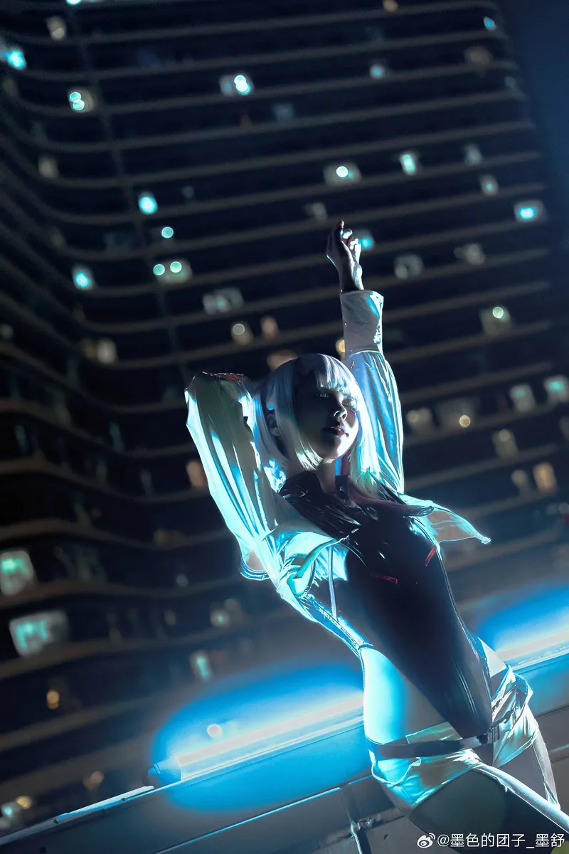 《赛博朋克边缘行者》露西Cosplay展示