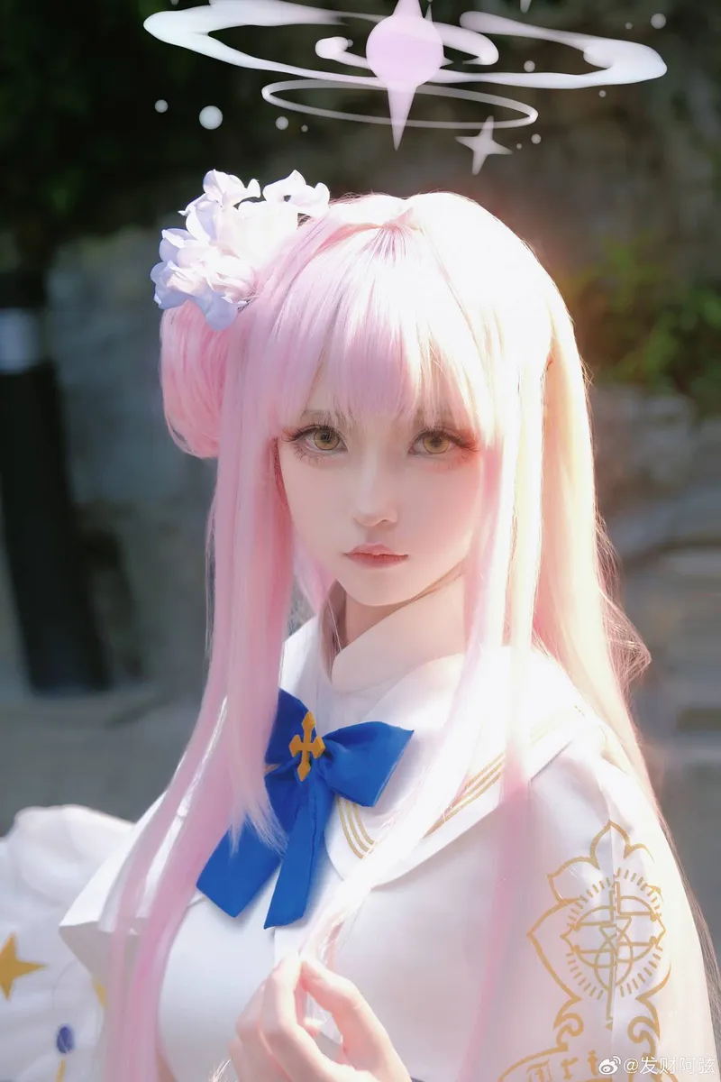《蔚蓝档案》圣园未花cosplay