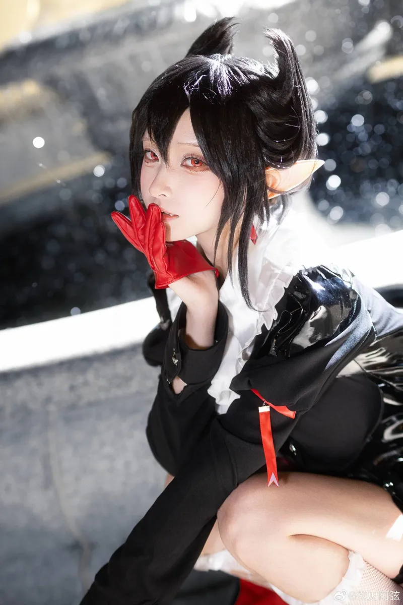 《明日方舟》隐德来希cosplay展示