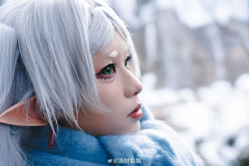 《葬送的芙莉莲》芙莉莲cosplay展示