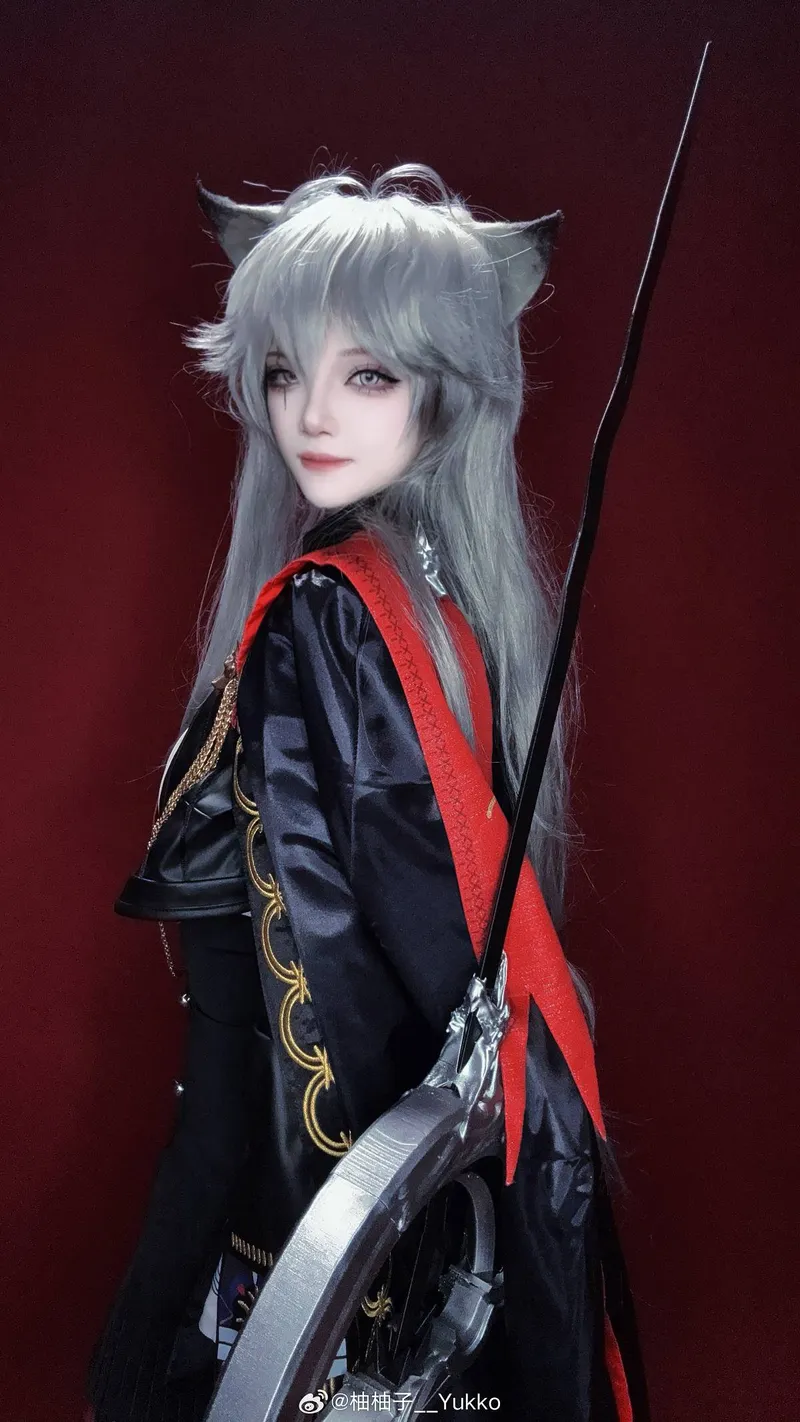 《明日方舟》荒芜拉普兰德cosplay