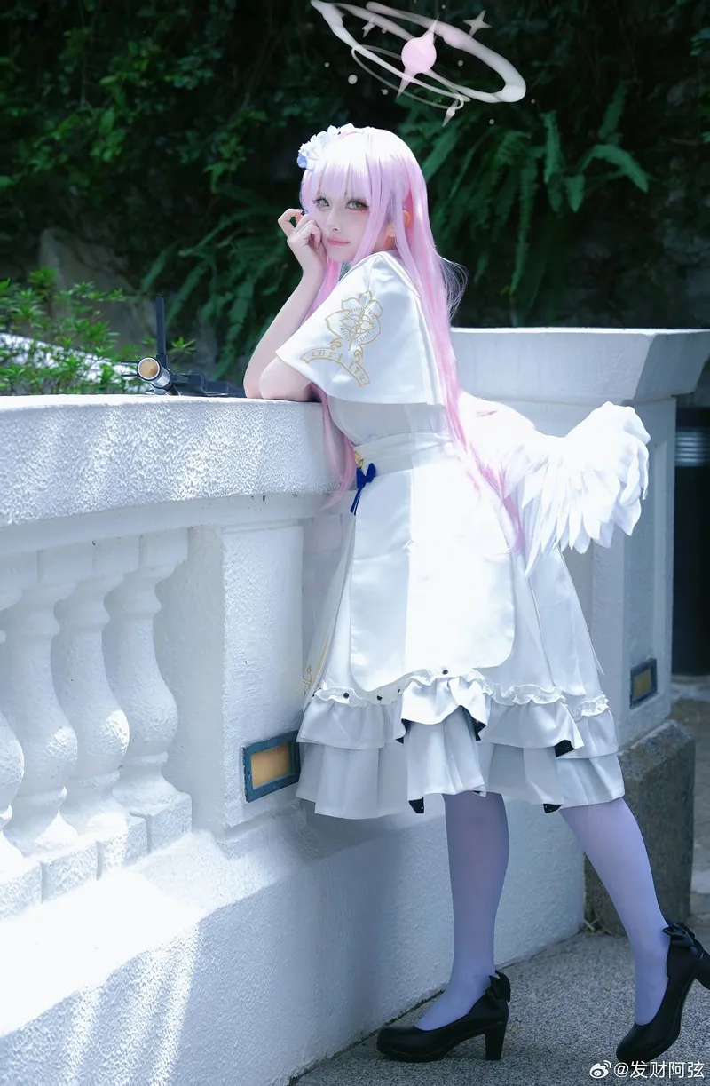 《蔚蓝档案》圣园未花cosplay