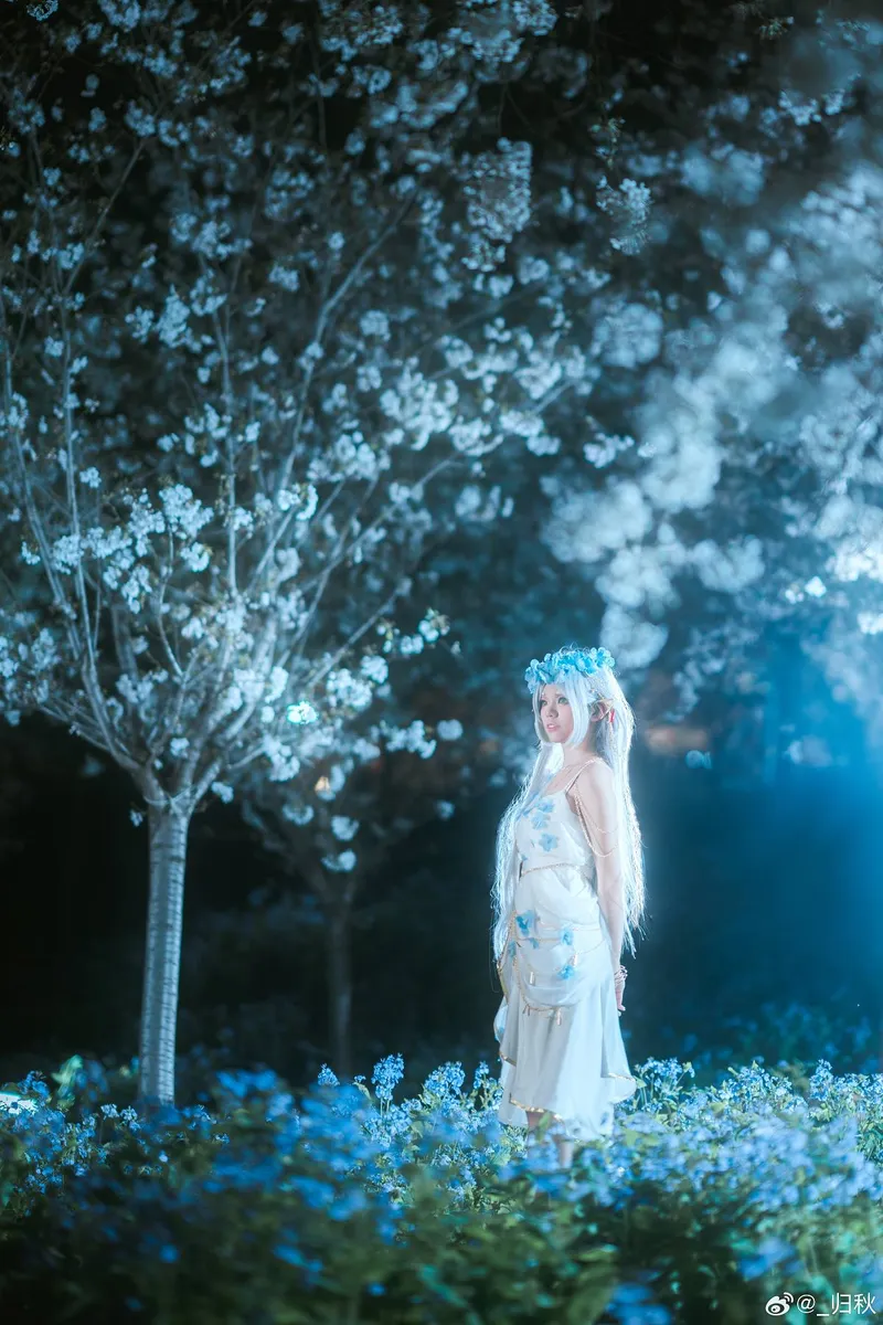 《葬送的芙莉莲》芙莉莲Cosplay赏析