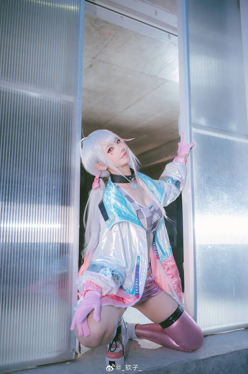 《胜利女神》豺狼cosplay展示