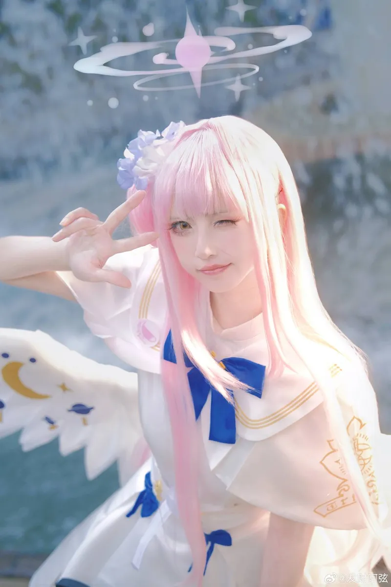 《蔚蓝档案》圣园未花cosplay