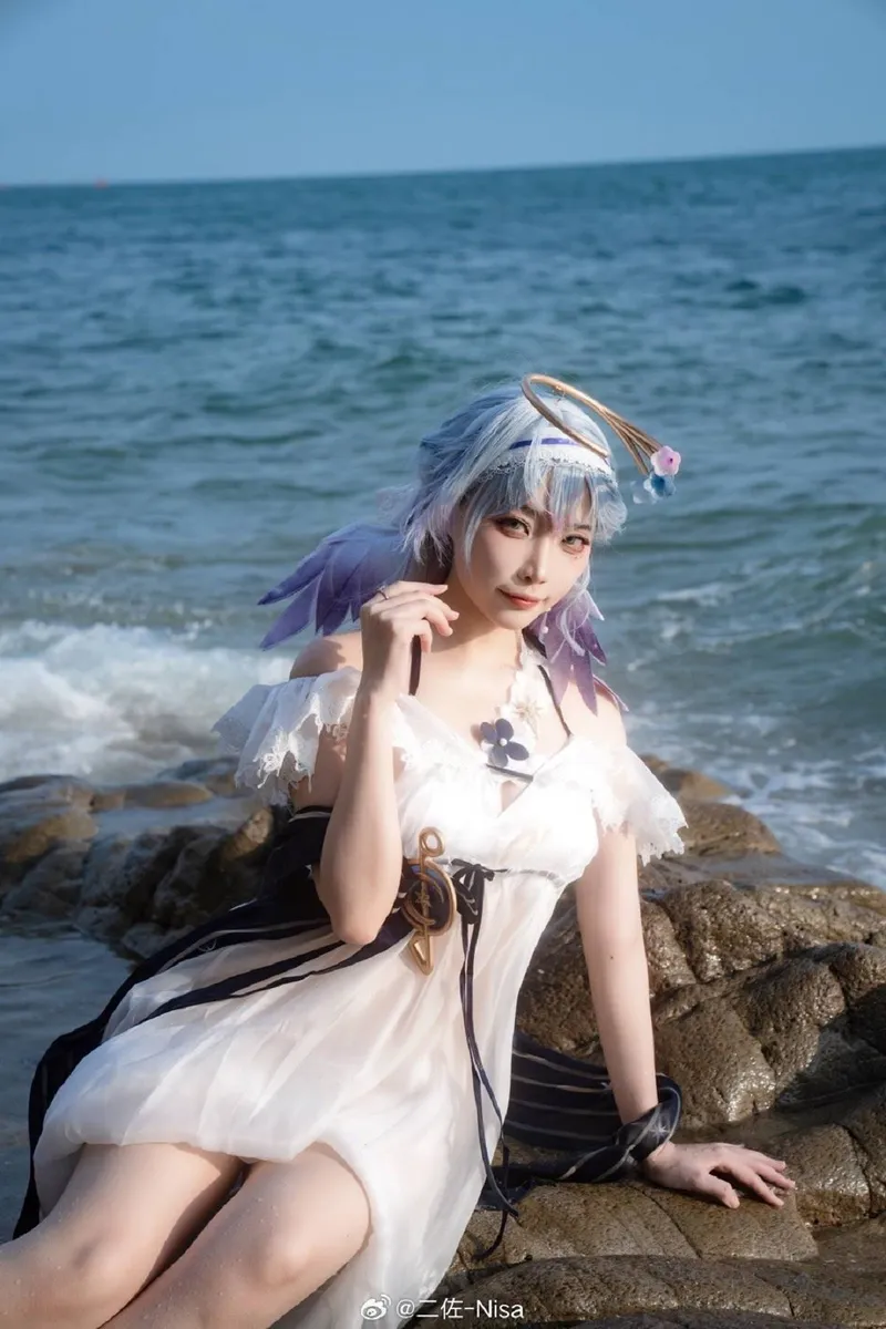 《崩坏星穹铁道》知更鸟cosplay