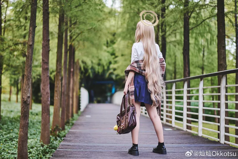 《蔚蓝档案》室笠茜cosplay展示