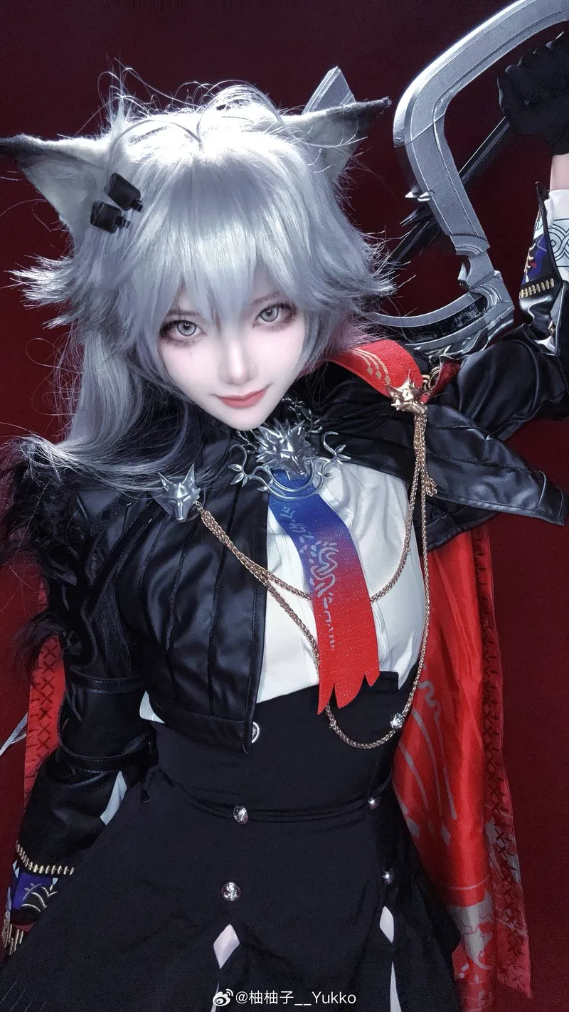 《明日方舟》荒芜拉普兰德cosplay