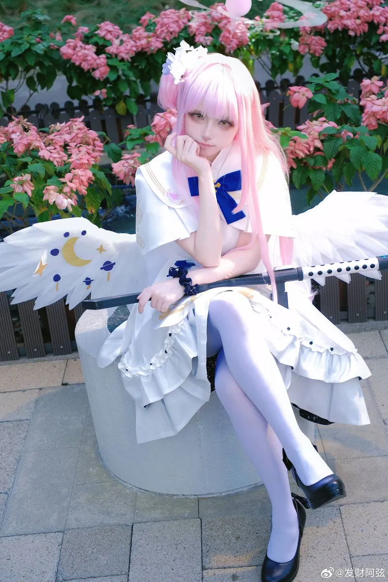 《蔚蓝档案》圣园未花cosplay