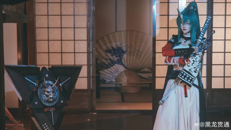 《明日方舟》斩业星熊cosplay展示