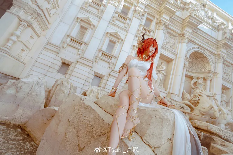 《明日方舟》史尔特尔COS展示