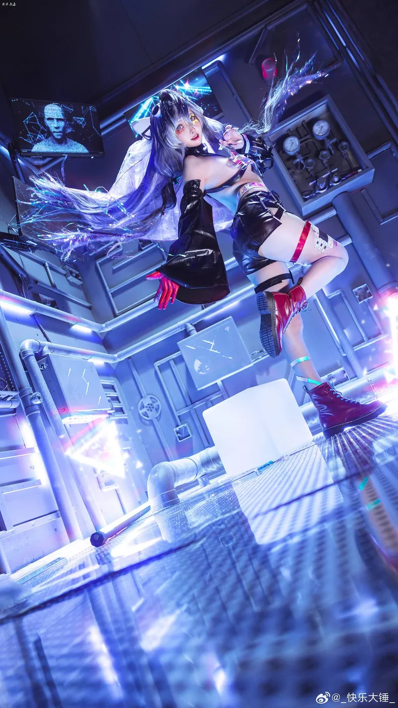 《无期迷途》COS展示