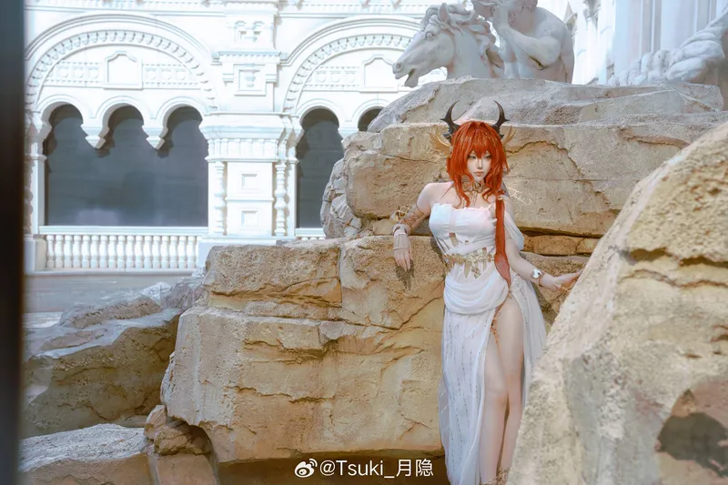 《明日方舟》史尔特尔COS展示