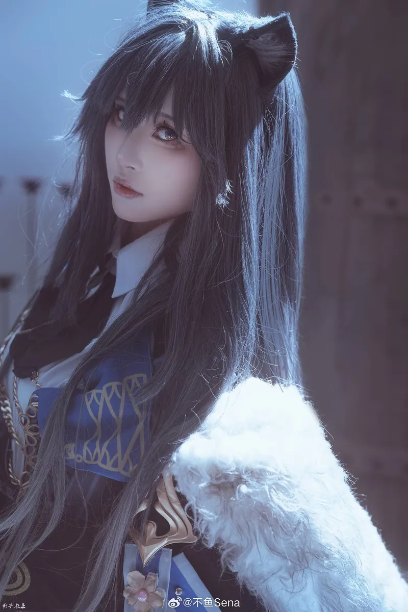 《明日方舟》缄默德克萨斯cosplay展示