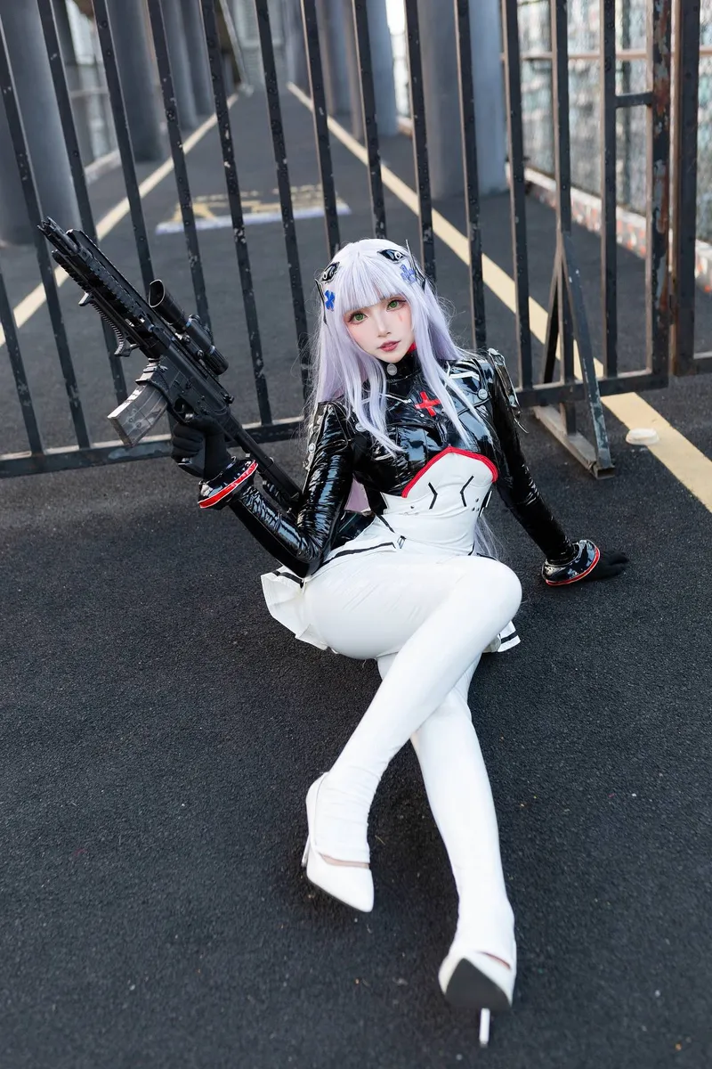 《少女前线》hk416Cosplay展示