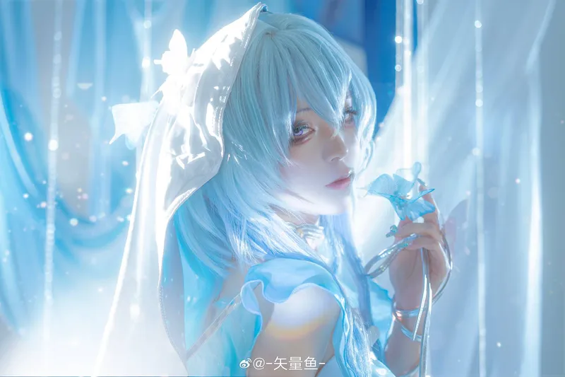 《鸣潮》守岸人COS展示