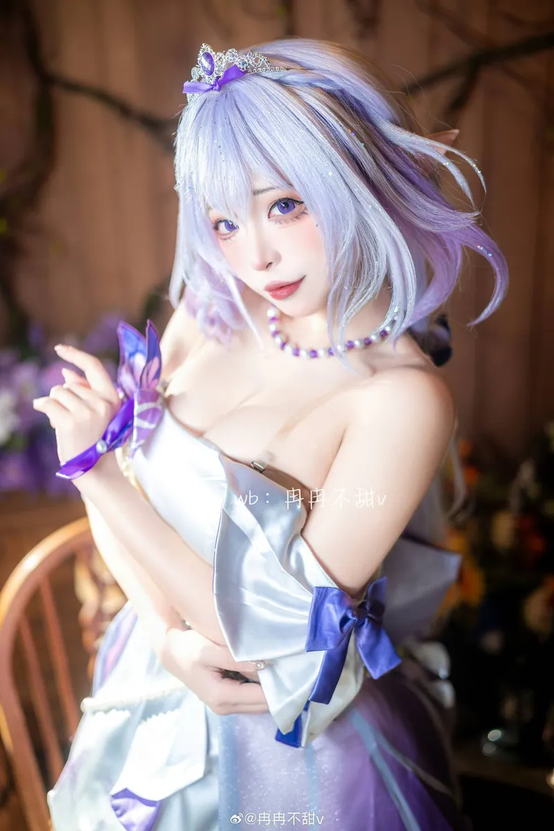 《崩坏-星穹铁道》遐蝶cosplay展示-幽蝶入梦唯美呈现