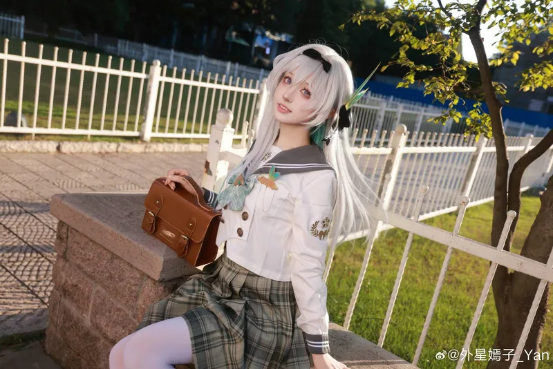 《崩坏星穹铁道》流萤cosplay