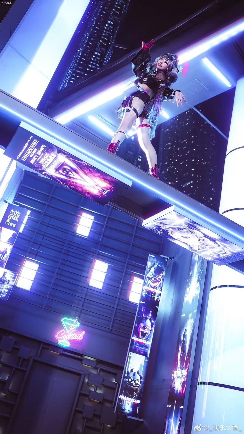 《无期迷途》COS展示