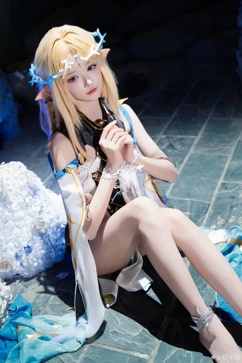 《鸣潮》卡提希娅COS展示