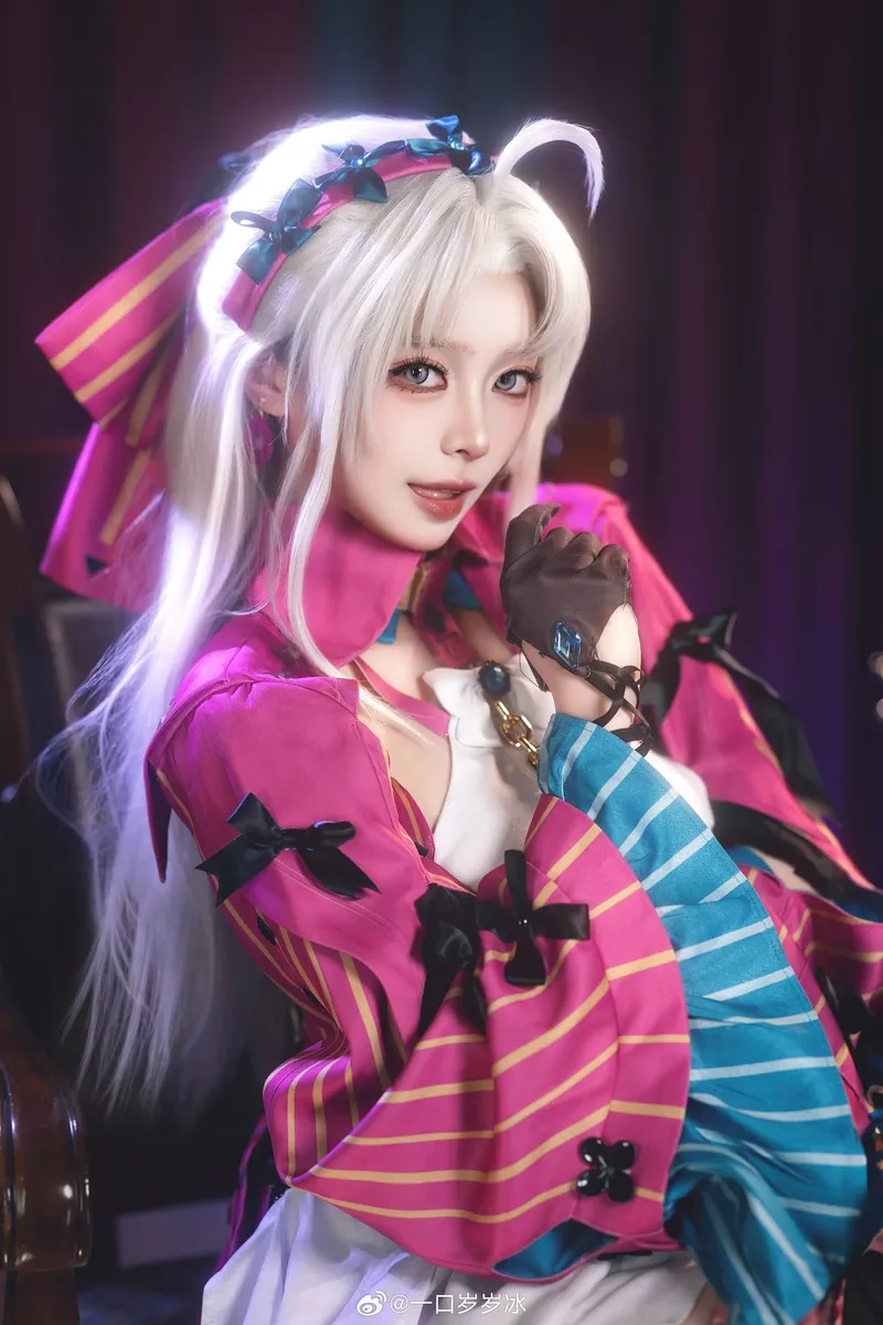 《鸣潮》珂莱塔Cosplay展示