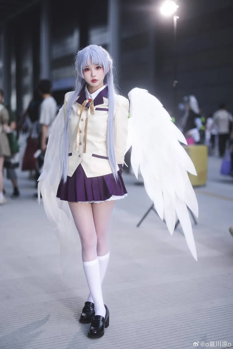 《AngelBeats!》立华奏cosplay展示