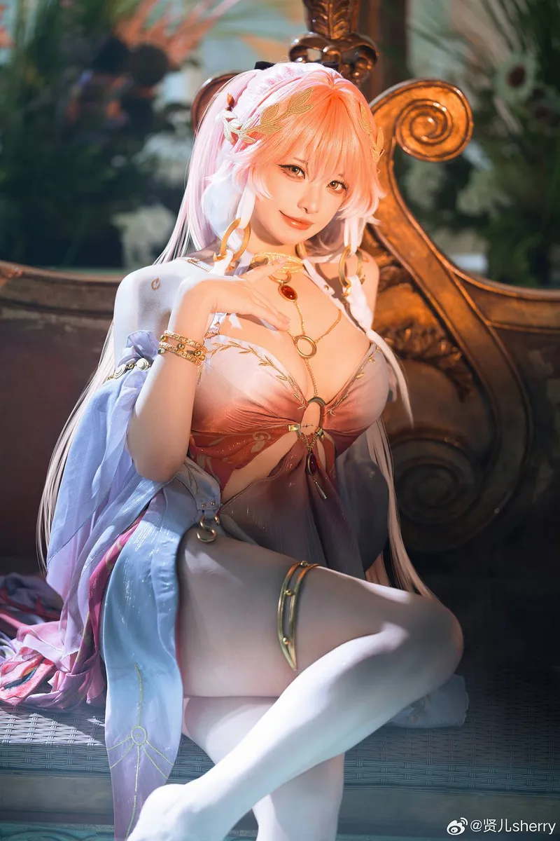 《鸣潮》长离cosplay